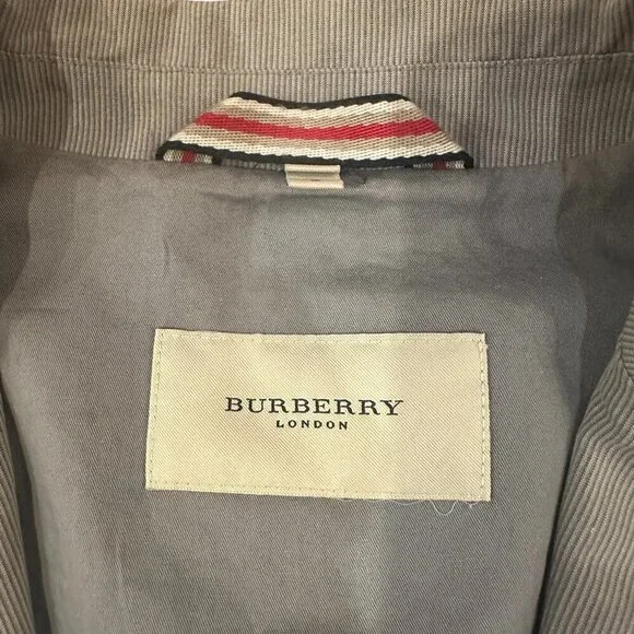 Burberry Men's Light Blue barely there Pinstripe Blazer Size Large - Picture 3 of 6